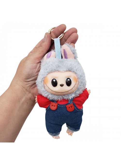 Labubu Monsters com Roupa Blusa Vermelha e Calça Jeans Chaveiro Caixa Surpresa 1 Unid