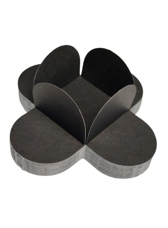Forminhas para Doces 4 Pétalas Preto 3,0cm x 2,0cm 50 unidades