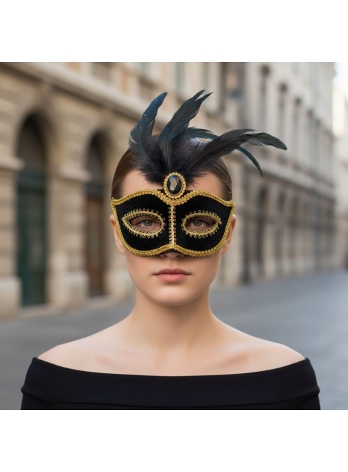 Máscara Encanto Preta E Dourada Com Penas Carnaval
