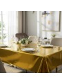 Toalha de Mesa Retangular Dourada Metalizada 137cm x 183cm